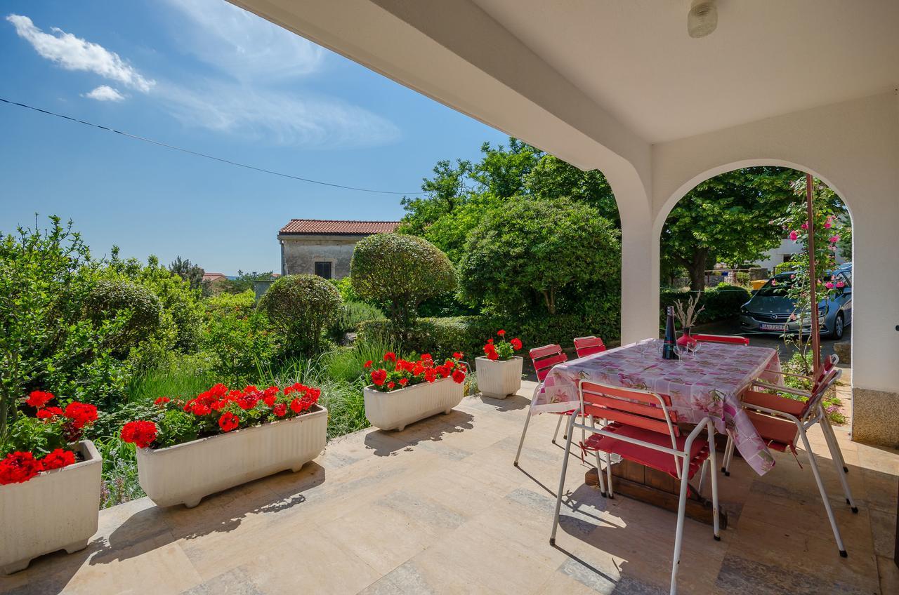 Apartments Lavanda-Kate Krk Town Exterior photo