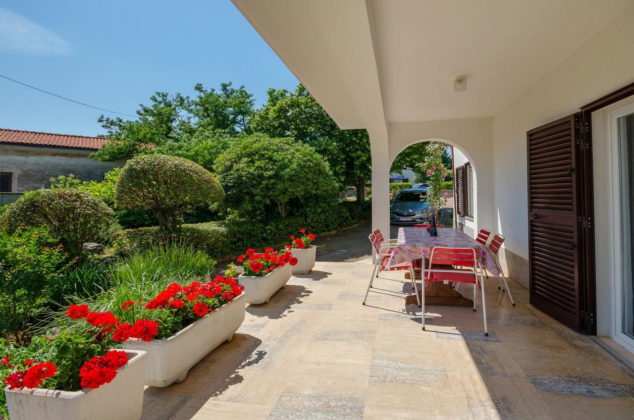Apartments Lavanda-Kate Krk Town Exterior photo